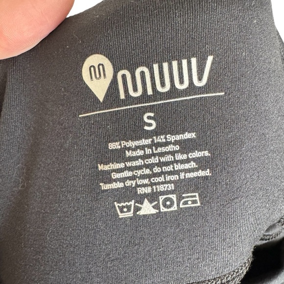 Women's Black High-Waisted Leggings - Picture 6 of 6